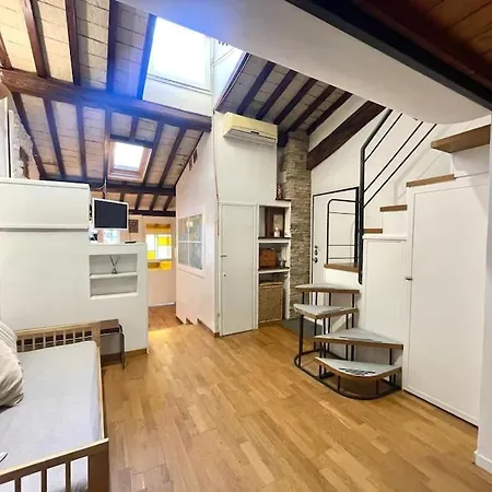 Trastevere Lovely Loft Apartamento