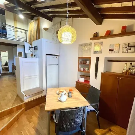 Trastevere Lovely Loft Daire *