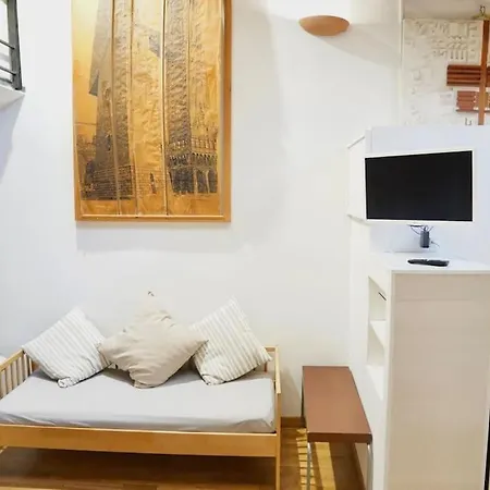 Trastevere Lovely Loft Daire Roma