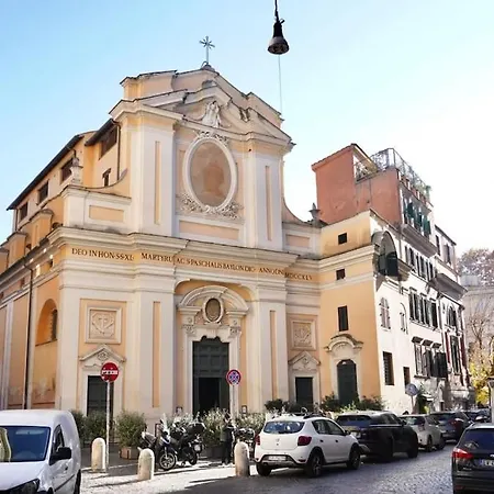 Daire Trastevere Lovely Loft Roma